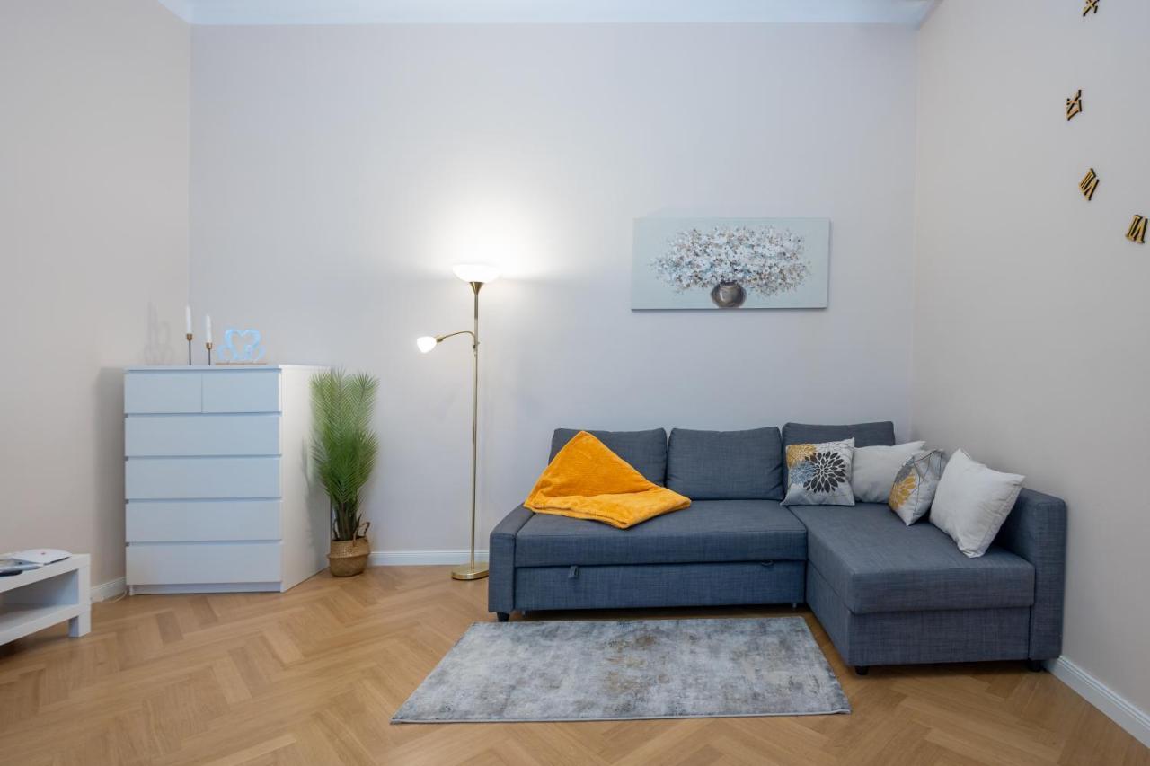 Charming Apartment Near Prater Відень Екстер'єр фото